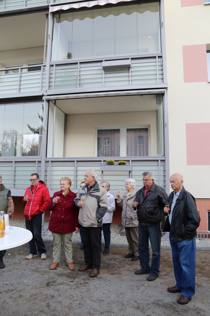 Feierliche Übergabe Balkone Friedenstraße